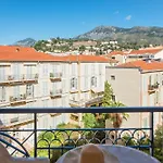 Résidence Pierre&vacances Les Rivages Du Parc 3* Menton