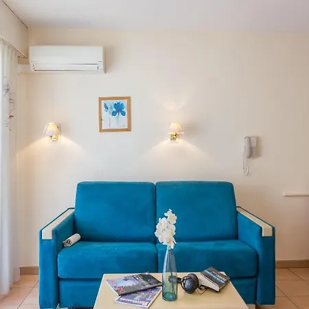 Pierre & Les Rivages Du Parc Menton