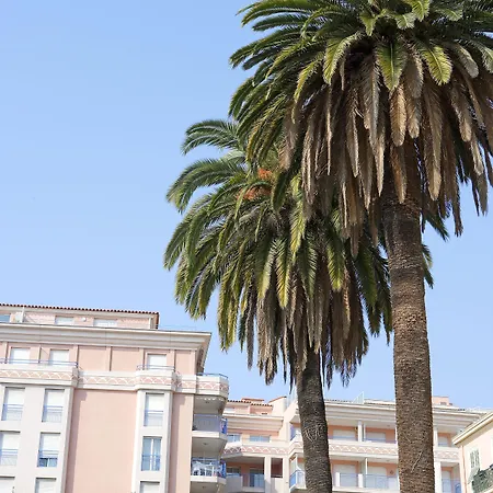 Pierre & Les Rivages Du Parc Menton