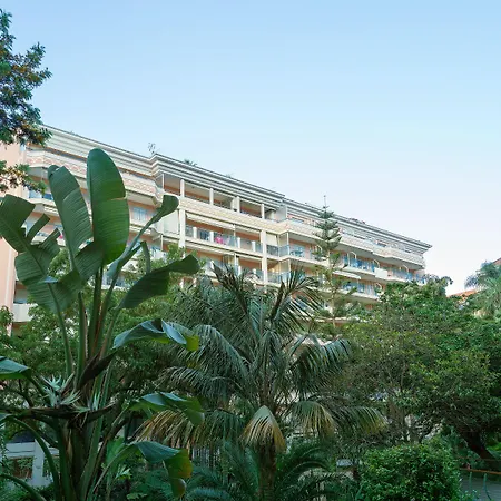 Pierre & Les Rivages Du Parc Lägenhetshotell