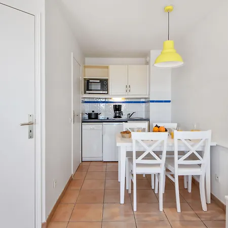 Pierre & Les Rivages Du Parc Lägenhetshotell Menton