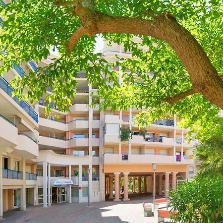 Pierre & Les Rivages Du Parc Aparthotel Menton
