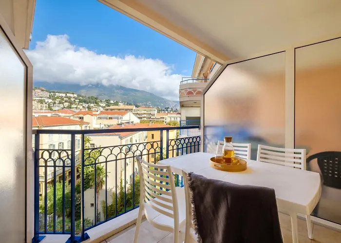 Pierre & Les Rivages Du Parc Aparthotel 3*